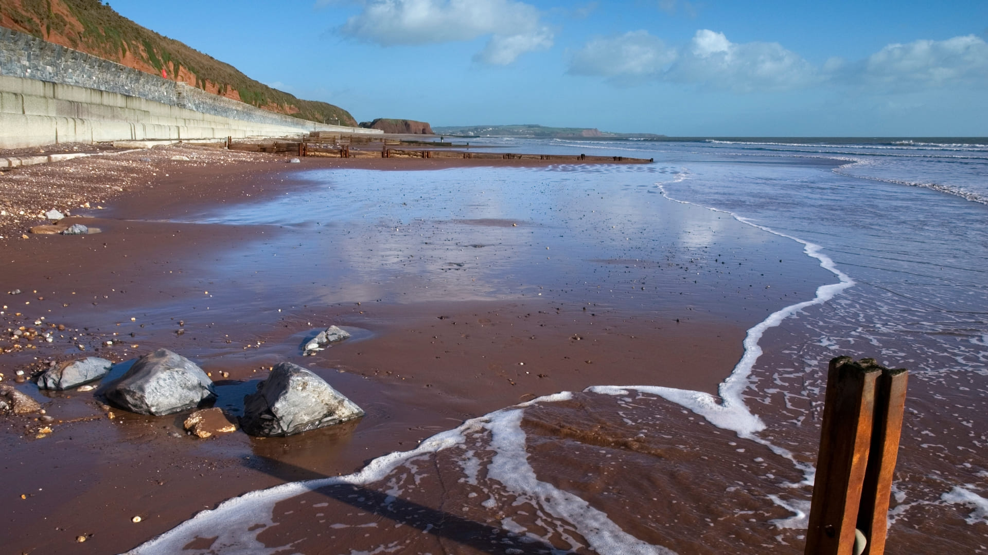 Coach holiday to Dawlish